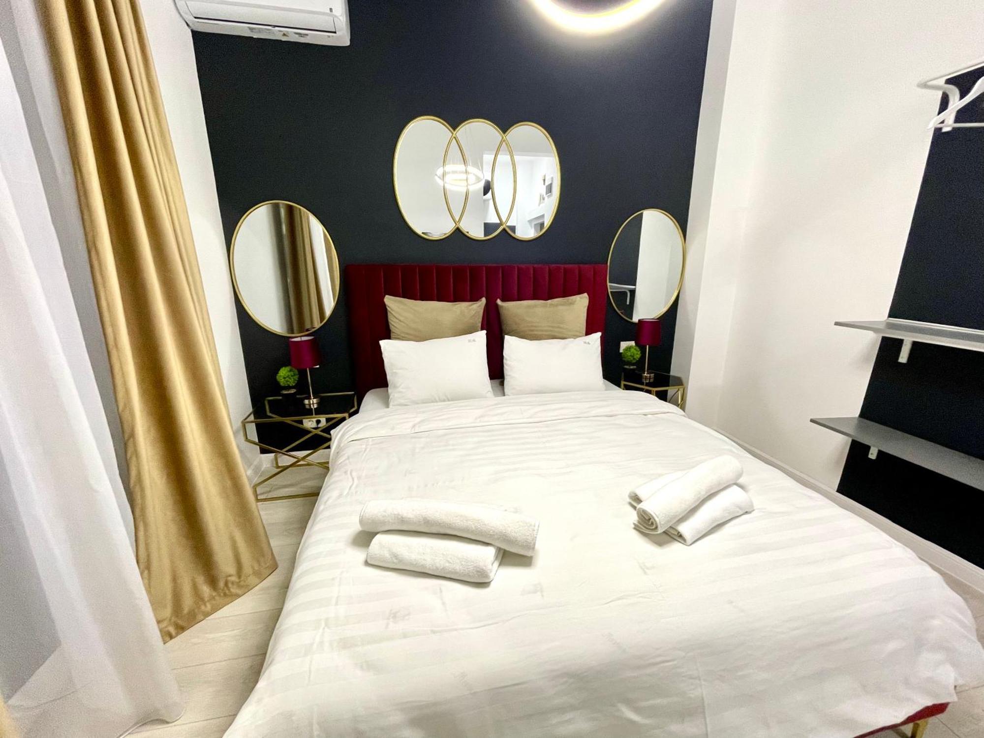 בוקרשט Metropole Apartments - Old City מראה חיצוני תמונה