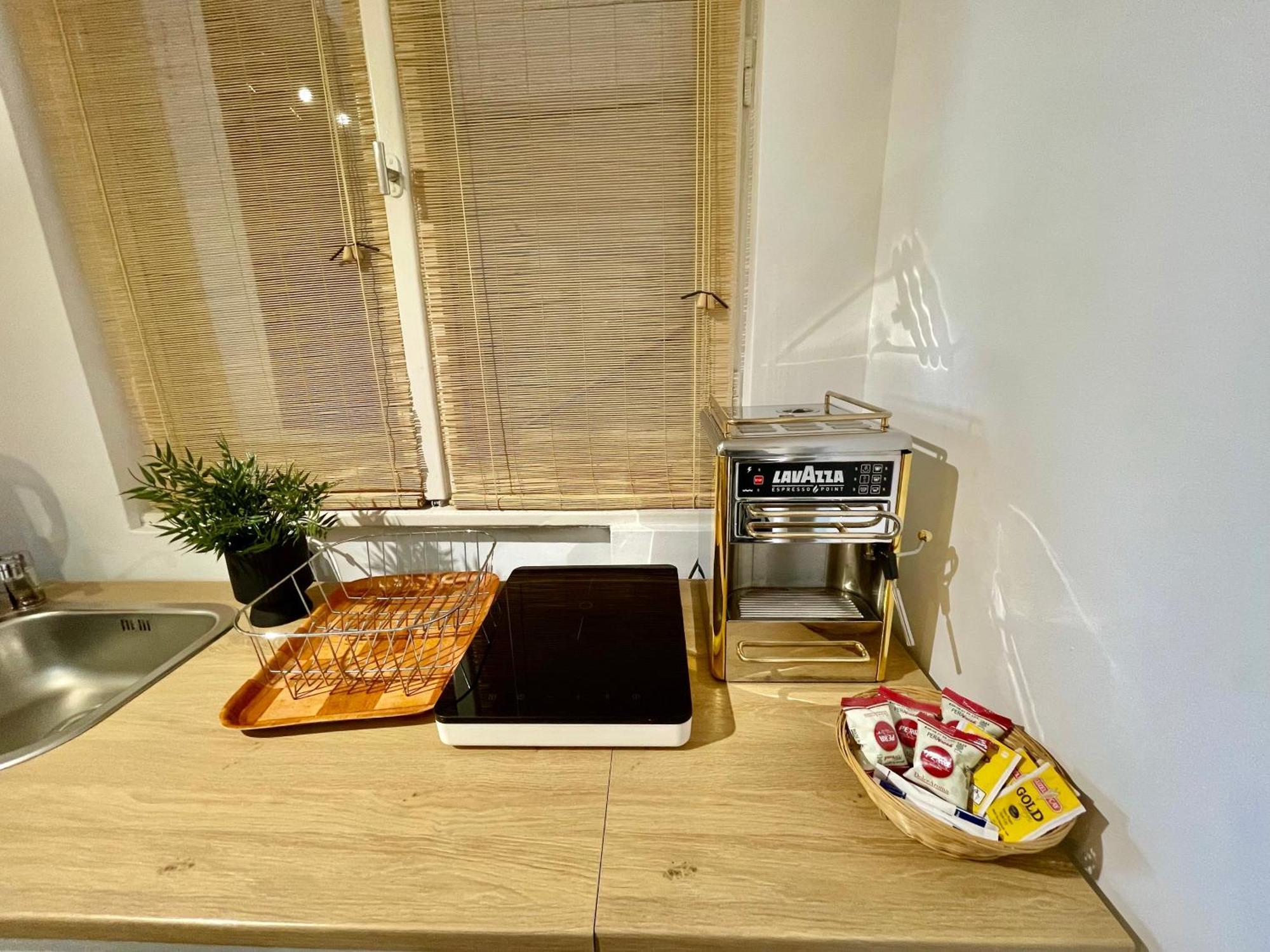 בוקרשט Metropole Apartments - Old City מראה חיצוני תמונה